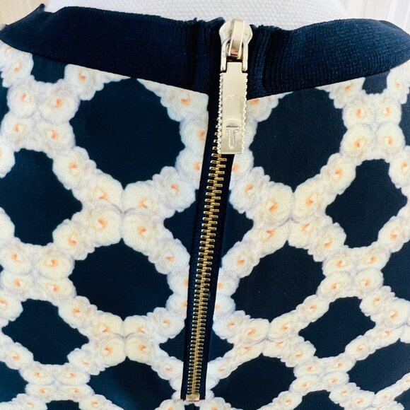 Ted Baker Blouse, Ted size 3, US size 8 - Picture 3 of 8